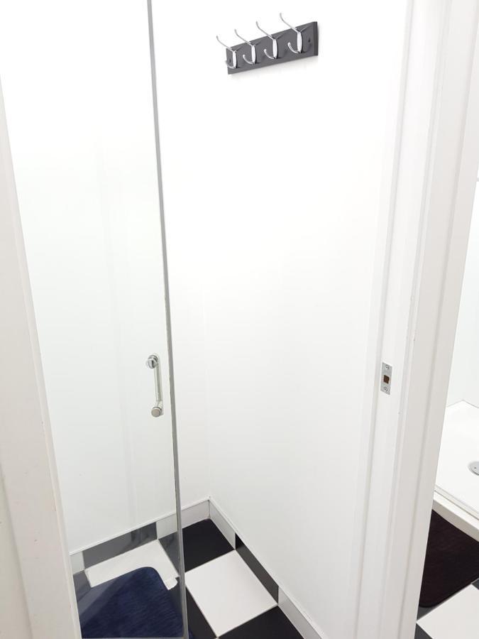 Hit Hostel Оукланд Екстериор снимка