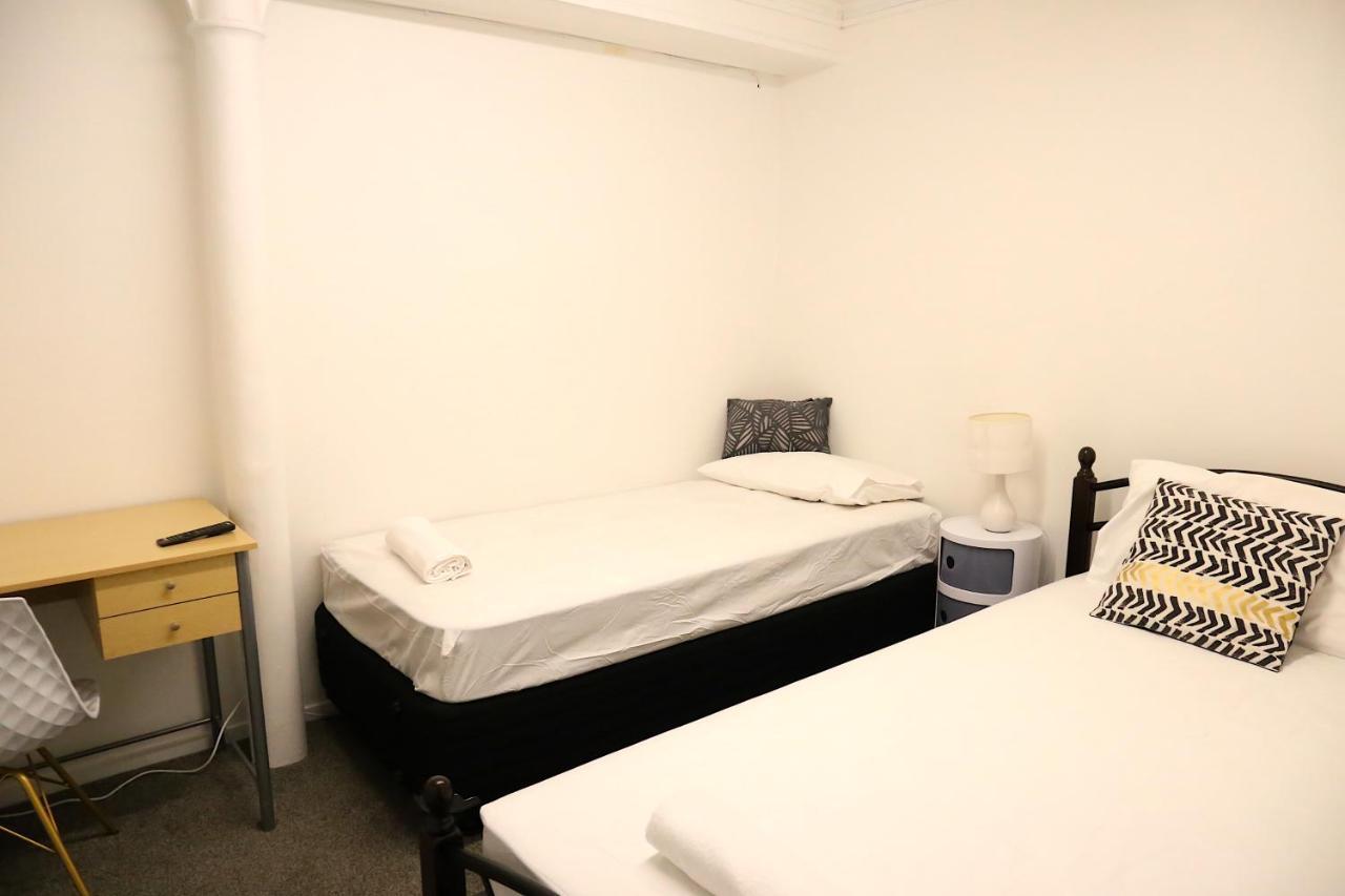 Hit Hostel Оукланд Екстериор снимка